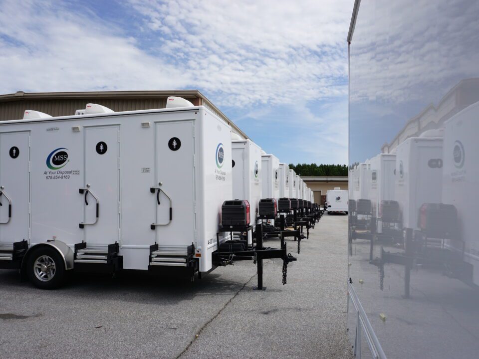 white bathroom trailers that are available to rent